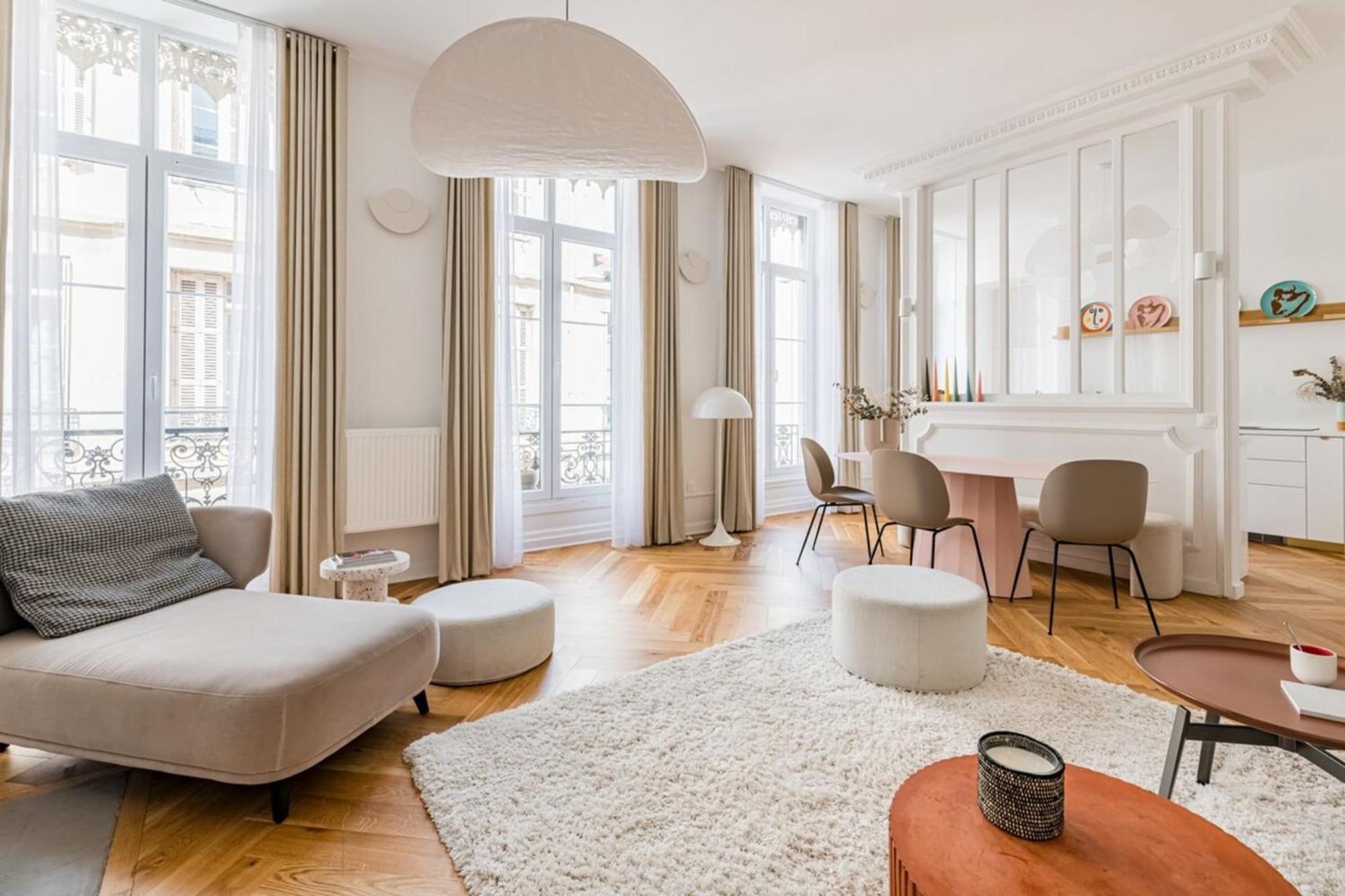 Beige Hospitalite - Apotheose Luxueux- 3 Chambres - Parking Prive Saint-Etienne  Exterior foto